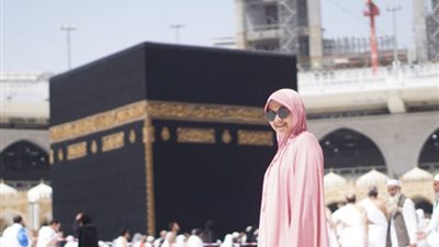 تفسير حلم لبس الإحرام في المنام للعزباء والمتزوجة