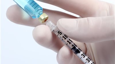 رمضان 2024 | ما حكم أخذ حقنة الأنسولين أثناء الصيام؟ «الإفتاء تُجيب»