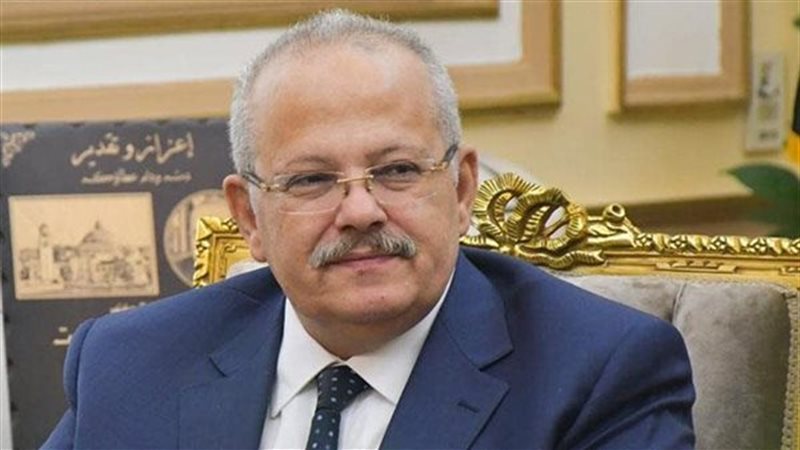 حبس رئيس جامعة القاهرة