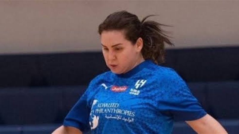 لاعبة الهلال رنا
