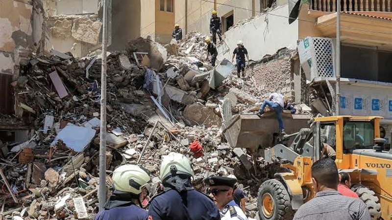 انهيار عقار في الإسكندرية