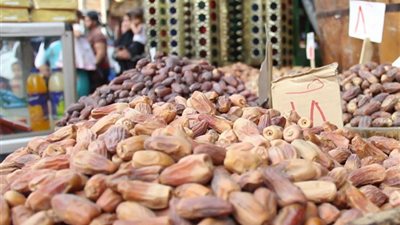 4 علامات تكشف لك التمر الفاسد قبل رمضان 2024 (إنفوجراف)