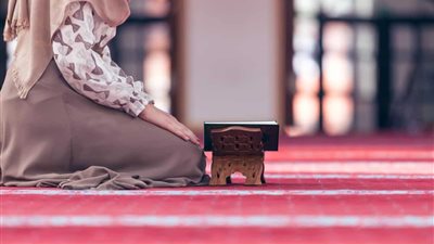 ما فدية الحامل إذا أفطرت فى رمضان ووقت سدادها؟ «الإفتاء تُجيب»