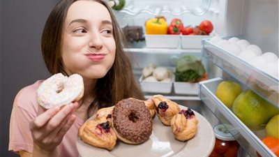 4 حيل تخلصك من الوزن الزائد «لو تقلتي في حلويات رمضان»