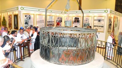 صيدلانية تكشف أسرار عن ماء زمزم تحت المجهر