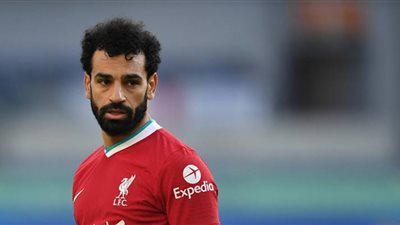 محمد صلاح يتابع «أعلى نسبة مشاهدة» والجمهور معجب بذوقه 