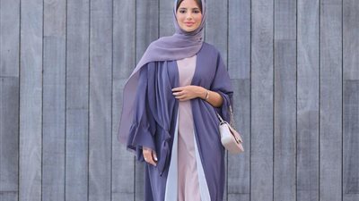 تفسير حلم ارتداء العباية في المنام «بشارة بالرزق الوفير»