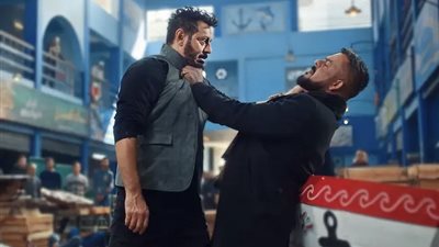 مسلسل المعلم الحلقة 17 | منذر ريحانة يشتري بيت مصطفى شعبان ويطرده