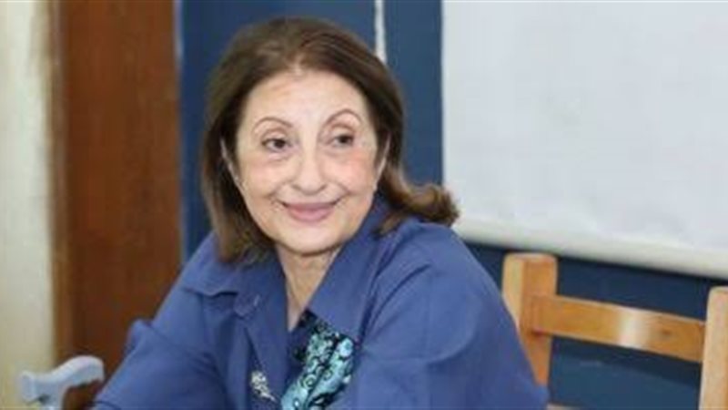 منى الحديدي 2024