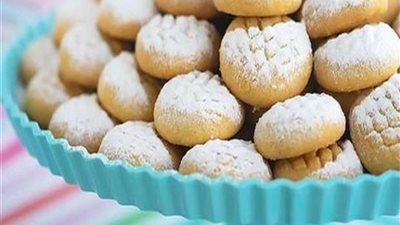 5 أعشاب تجنبك أضرار الافراط في تناول كعك العيد