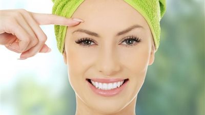 وصفات طبيعية سحرية من الطحينة لتبييض ونفخ الخدود