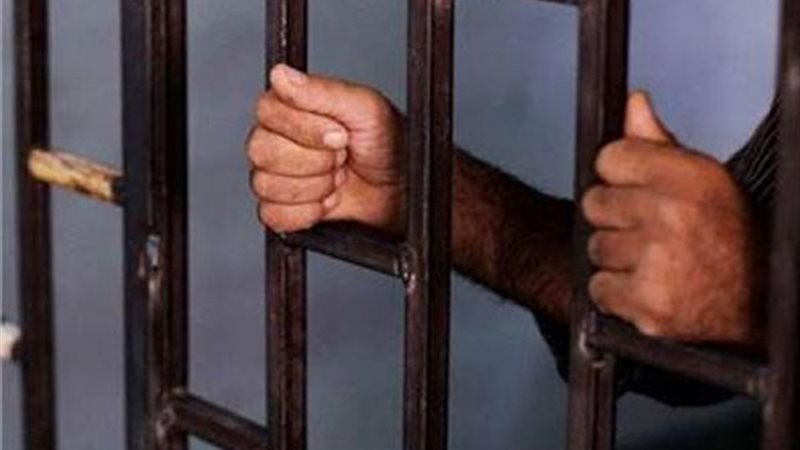 حبس مسن لاعتدائع