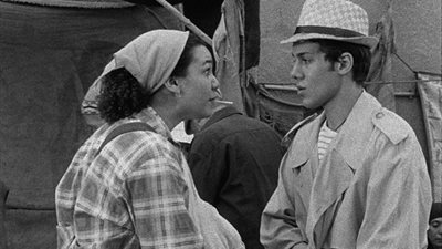 المصرية هالة القوصي تشارك في مهرجان كان 2024 بـ«شرق الظهيرة» 