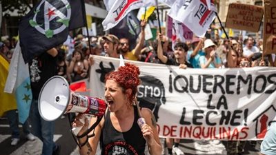 احتجاجات في جزر الكناري للحد من ضغوط السياحة 