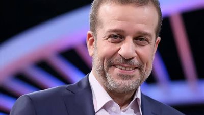 شريف منير يكشف عن شخصيته في «السرب»