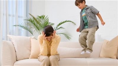  4 حلول لمواجهة مشكلة فرط الحركة عند طفلك