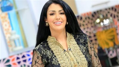 زينب مصطفى | إعلامية برعت في برامج الطهي المغربي