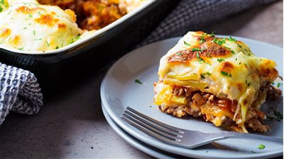 طريقة عمل صينية البطاطس باللحمة المفرومة