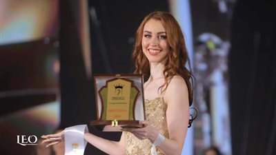 ريلي أستون تفوز بجائزة ملكة جمال البيئة العالمية لقارة أستراليا  