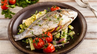 طريقة عمل السمك المحشي بالخضار