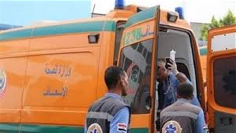 إصابة عامل علي يد