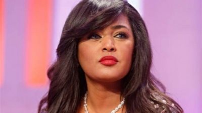 المطربة السعودية وعد توجه رسالة للفنان محمد عبده بعد إصابته بالسرطان