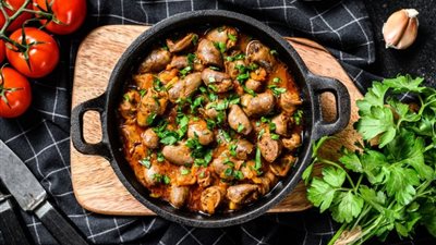 طريقة عمل الكبدة المقلية بالبصل والطماطم