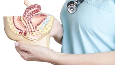 5 أسباب تعرض المرأة للإصابة بالرحم المقلوب 