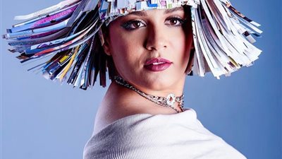 الفنانة رحمة أحمد تحتفل بعيد ميلادها بإطلالة غريبة