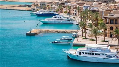 بدء خطوات إنشاء ميناء بحري دولي سياحي برأس الحكمة الجديدة