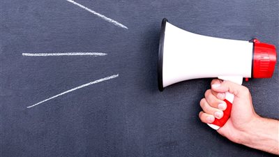 استغاثة فتاة دون دخل | أبي وأمي قعيدا الفراش وفشل كلوي حاد يهددني بالموت