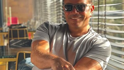 عمرو دياب في حفل غنائي جديد 18 يونيو المقبل بدبي